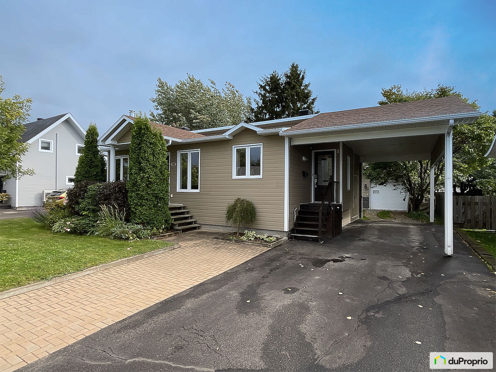 752 Rue Des Geais Bleus — photo 3