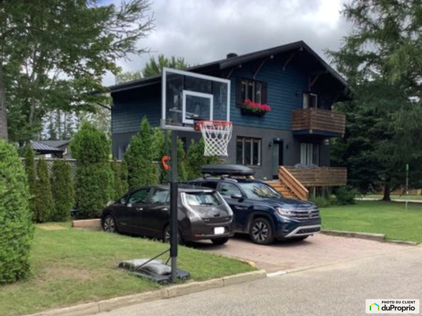 234 Rue Du Valais — photo 1