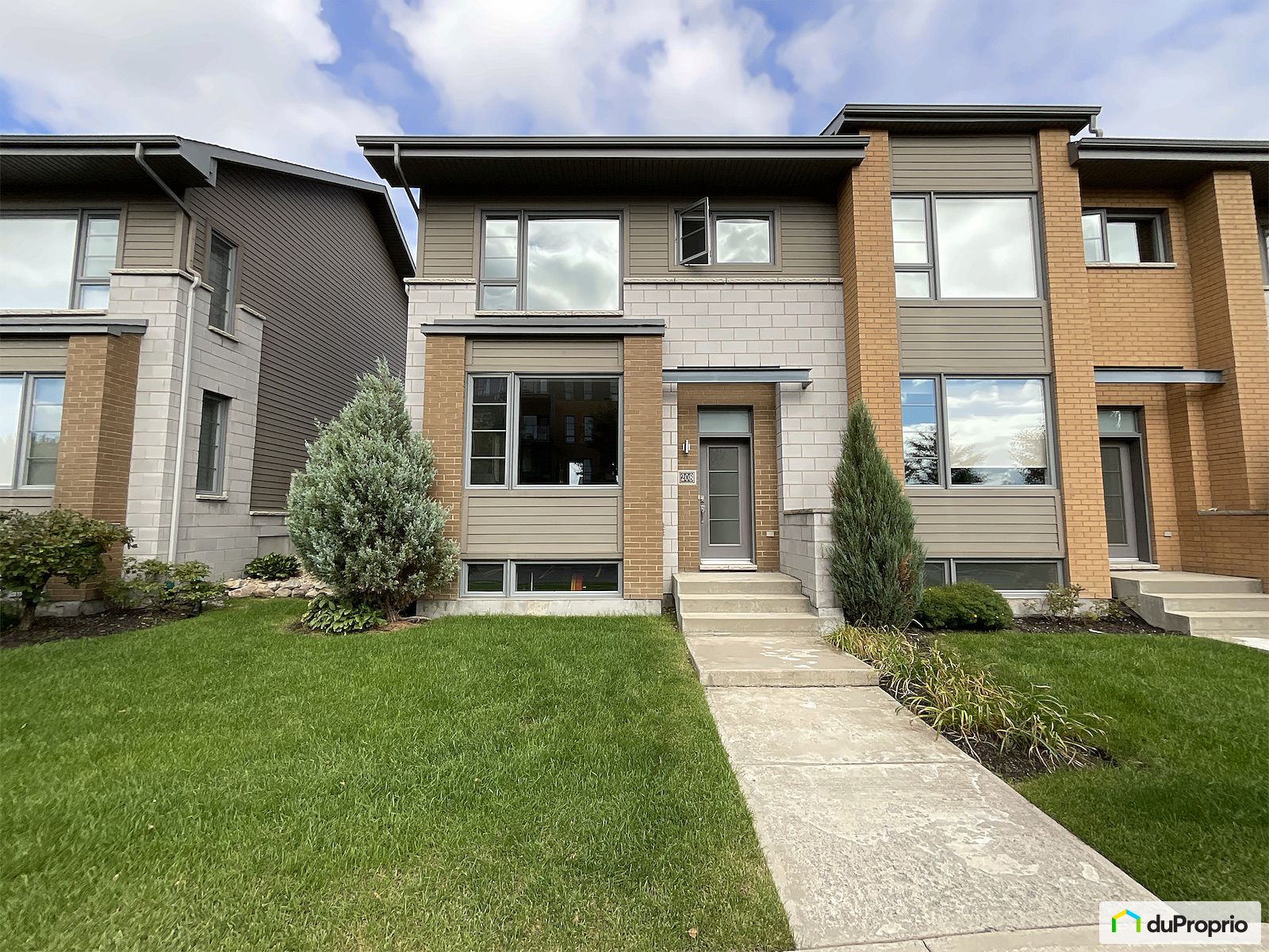 208 Rue De La Pruche — photo 1