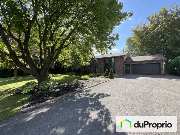 201, rue des Blés d'Or, St-Jean-sur-Richelieu (L'Acadie) à vendre