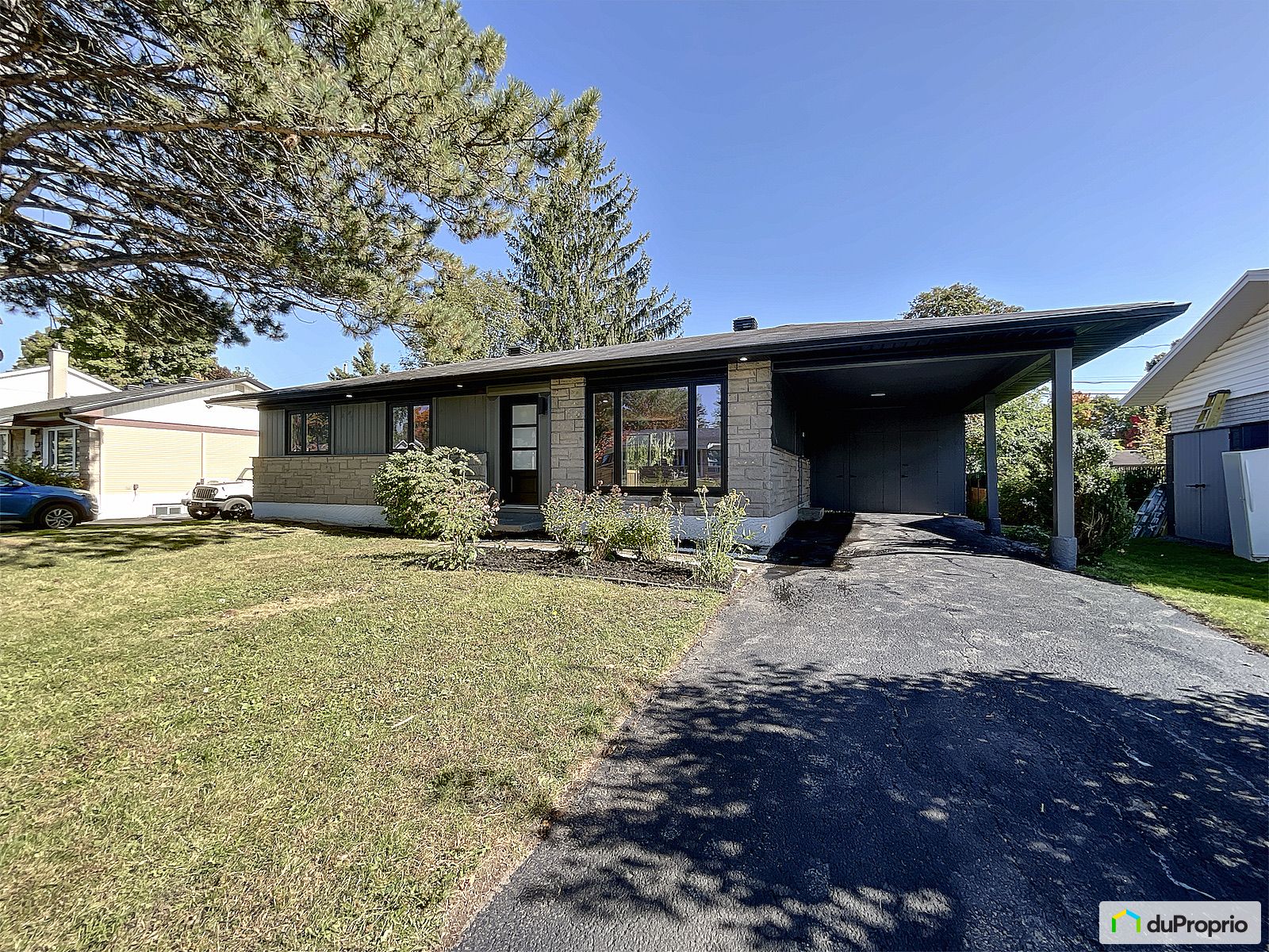 1234 Rue De La Joie — photo 3