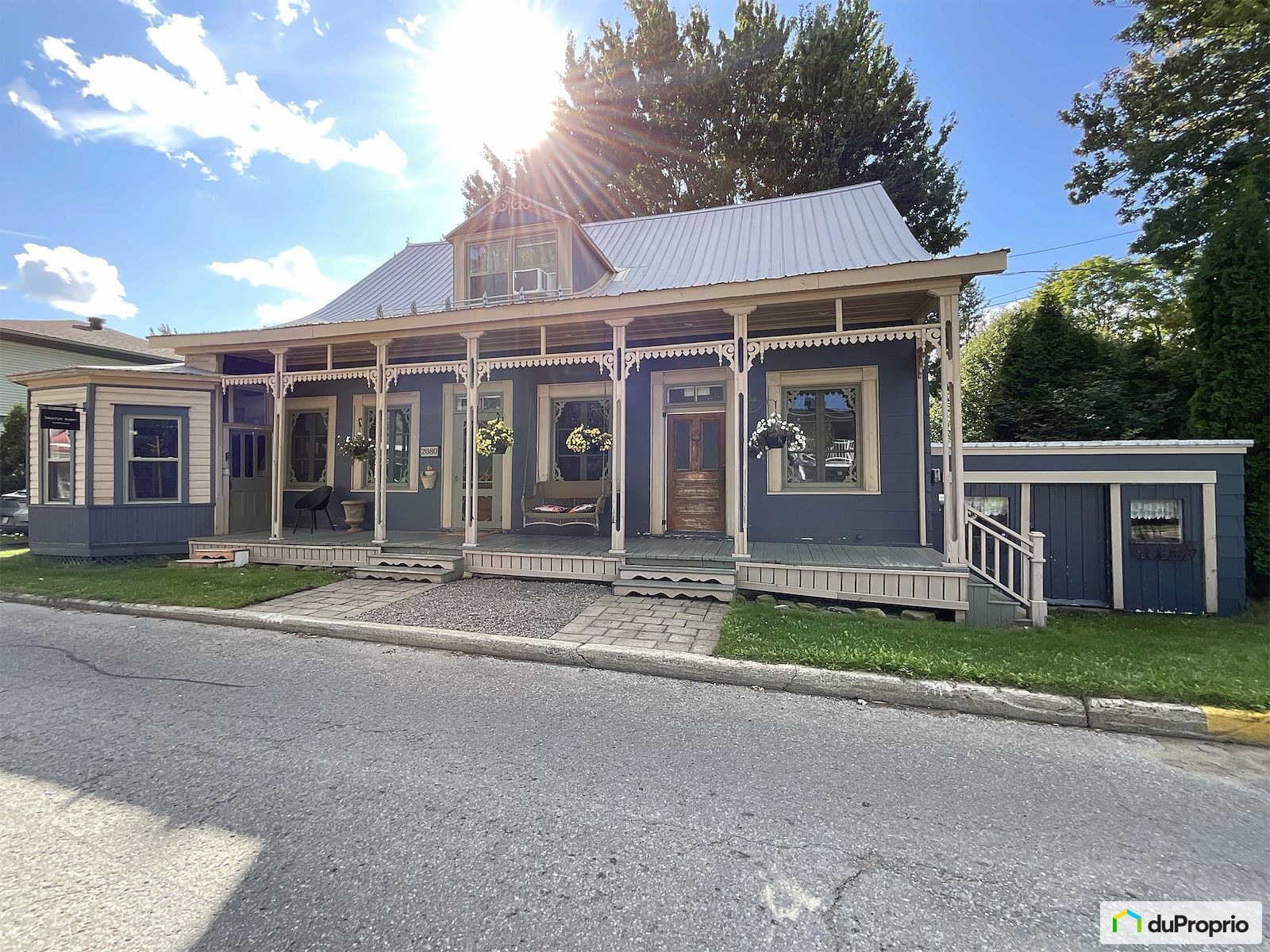 2080 Avenue Nicolas Perrot — photo 1
