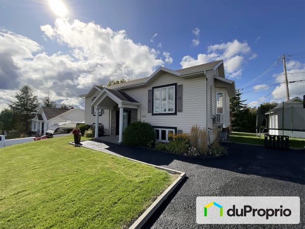 128 rue Marc-Aurèle-Fortin, Amqui for sale