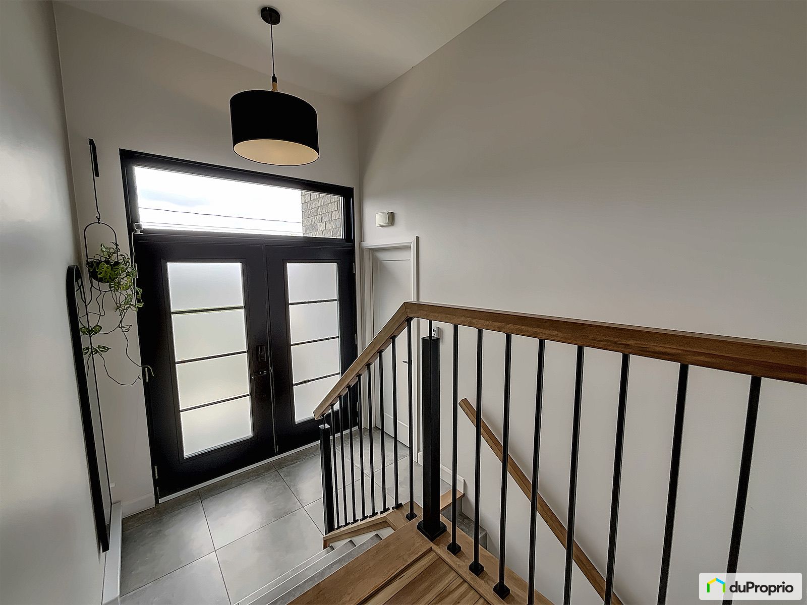 80 Rue Lecours — photo 3