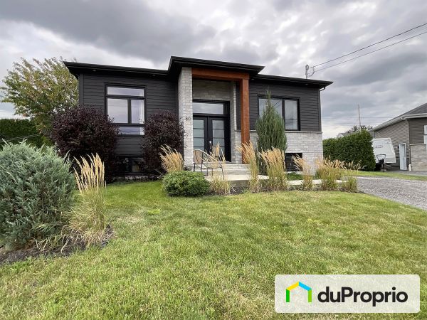 80 rue Lecours, Princeville for sale