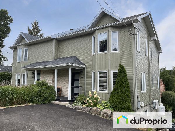493, chemin du Lac-Millette, St-Sauveur à vendre