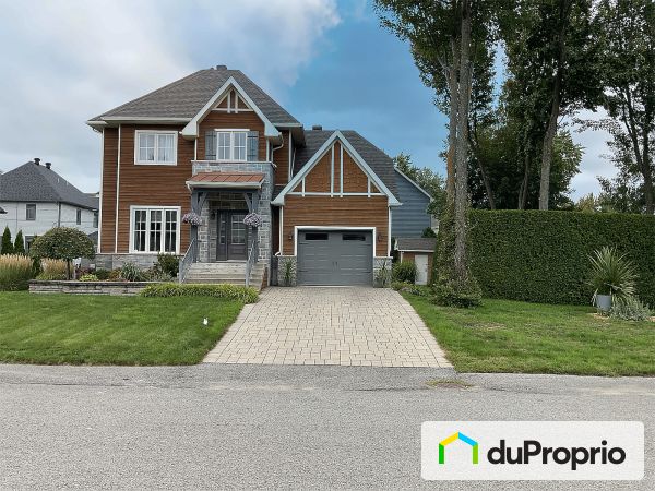 2 rue Jean-Marc-Brouillette, St-Charles-Borromée for sale