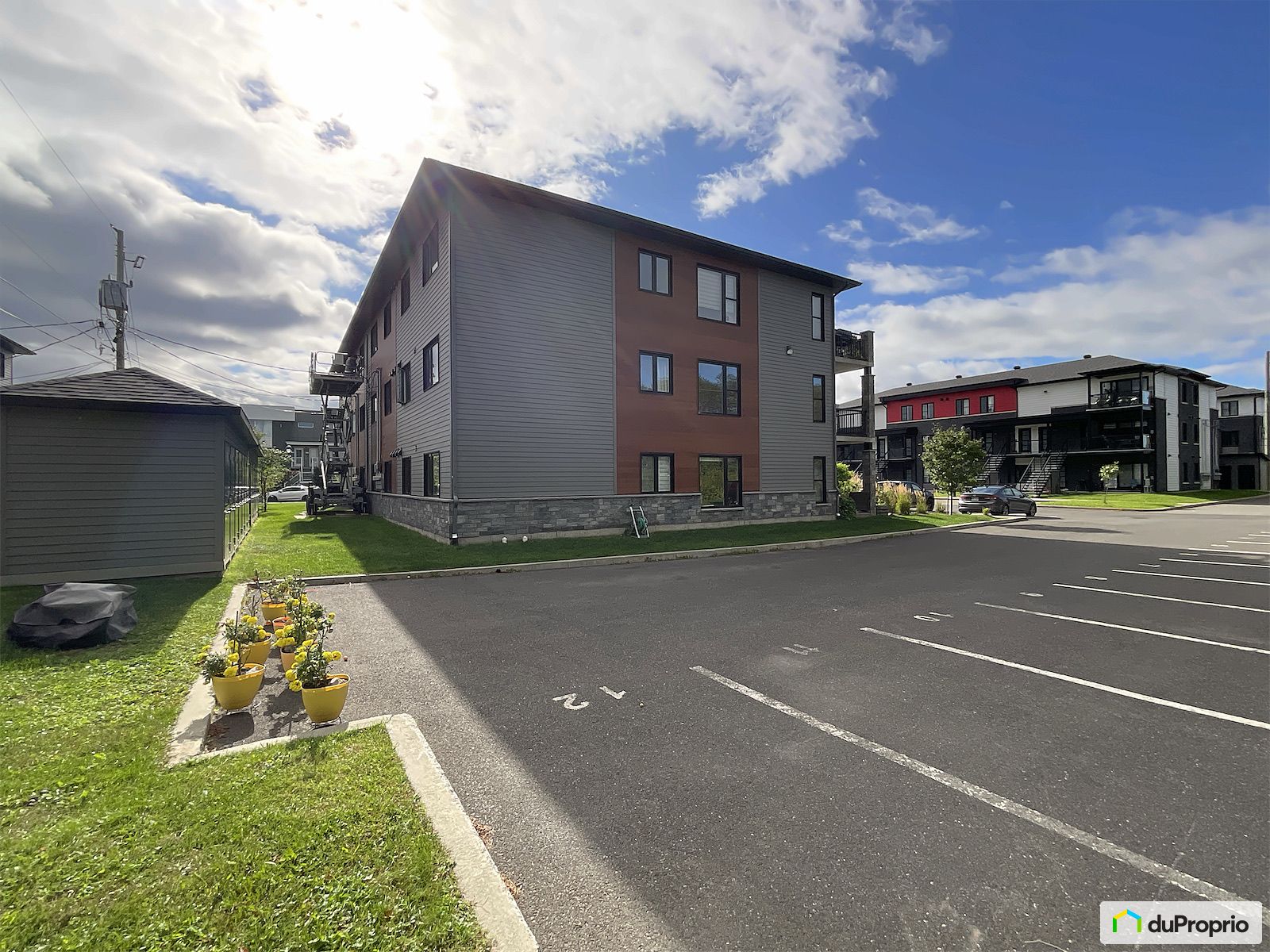 2915 Rue De Coutances — photo 3