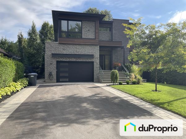 Espace de stationnement - 65, boulevard Barret, L'Assomption à vendre