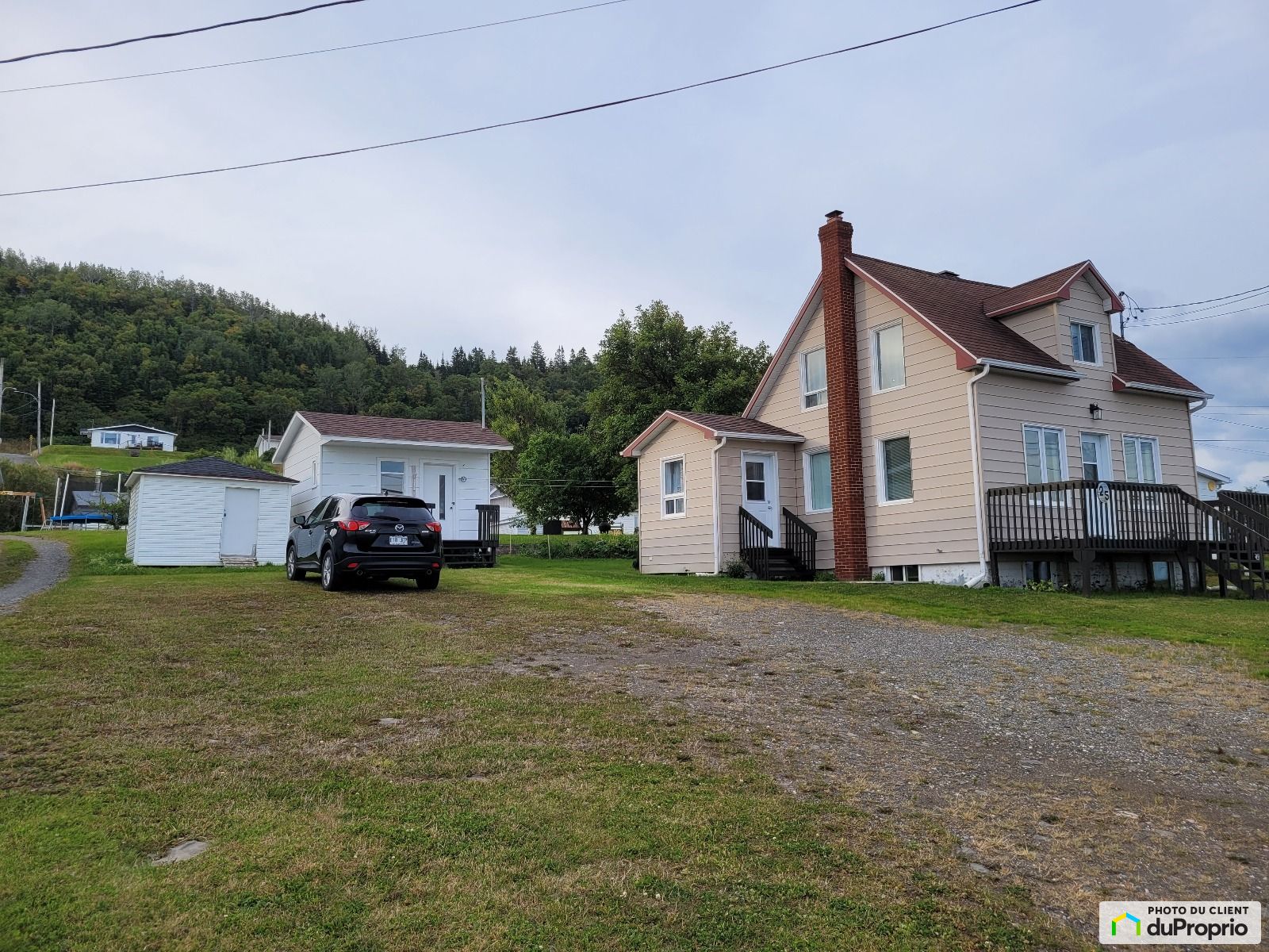 25 Boulevard Perron Ouest — photo 1