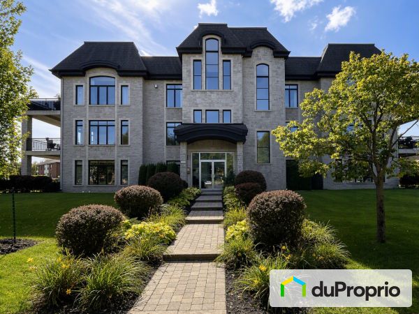 101-1261 rue des Tilleuls, St-Bruno-De-Montarville for sale