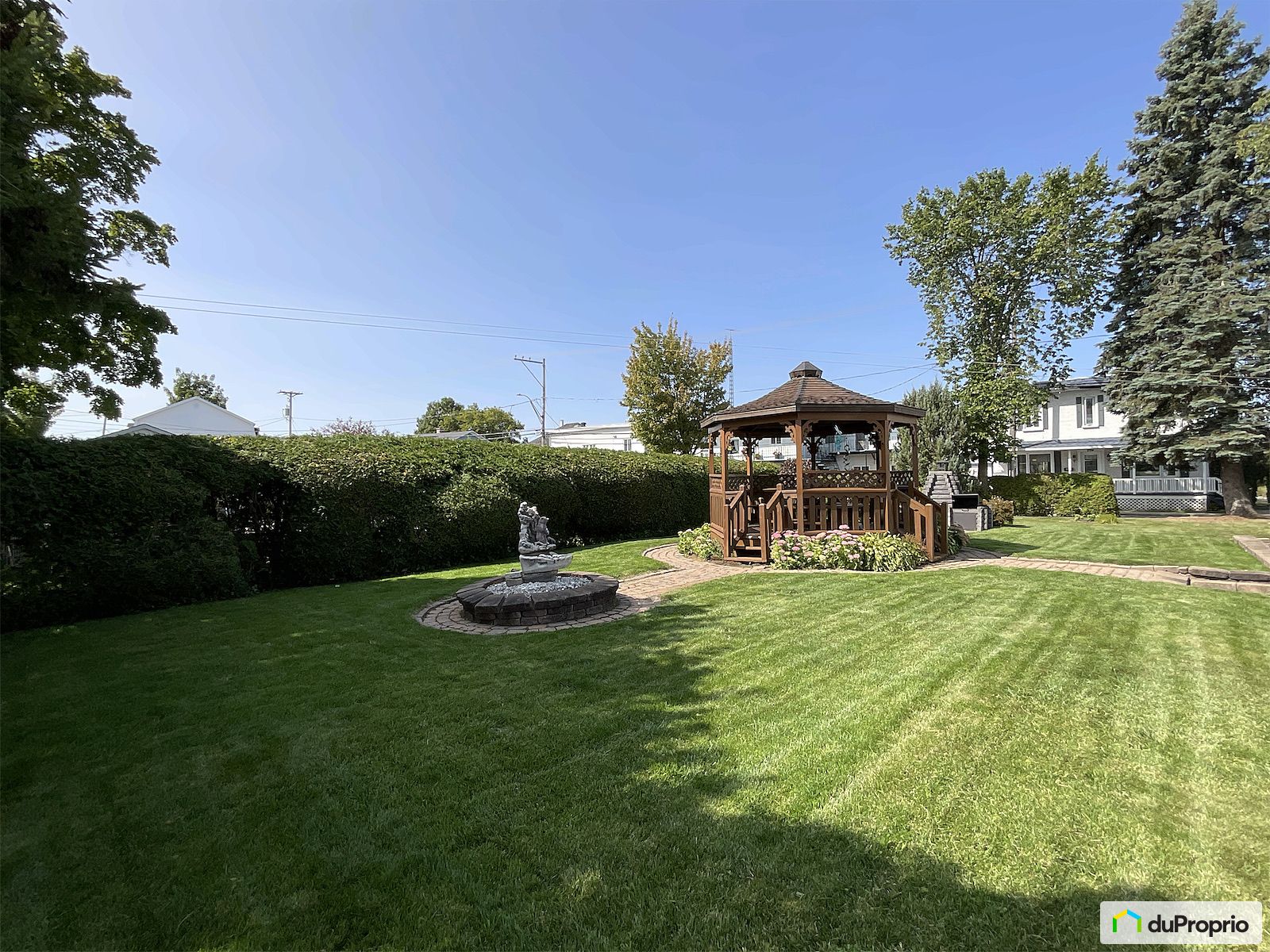 208 Rue Saint Ignace — photo 3