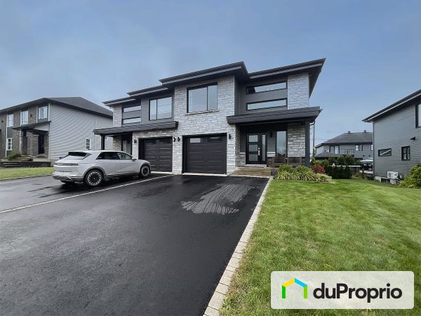 1564 rue de Guyenne, Lévis for sale