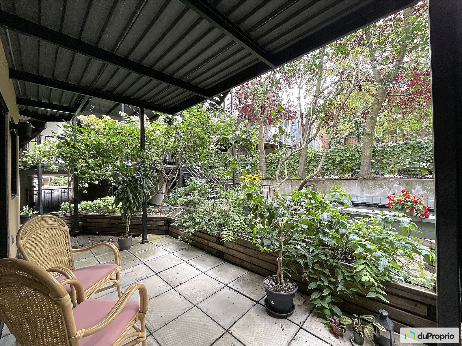 2 4860 Avenue Henri Julien — photo 2