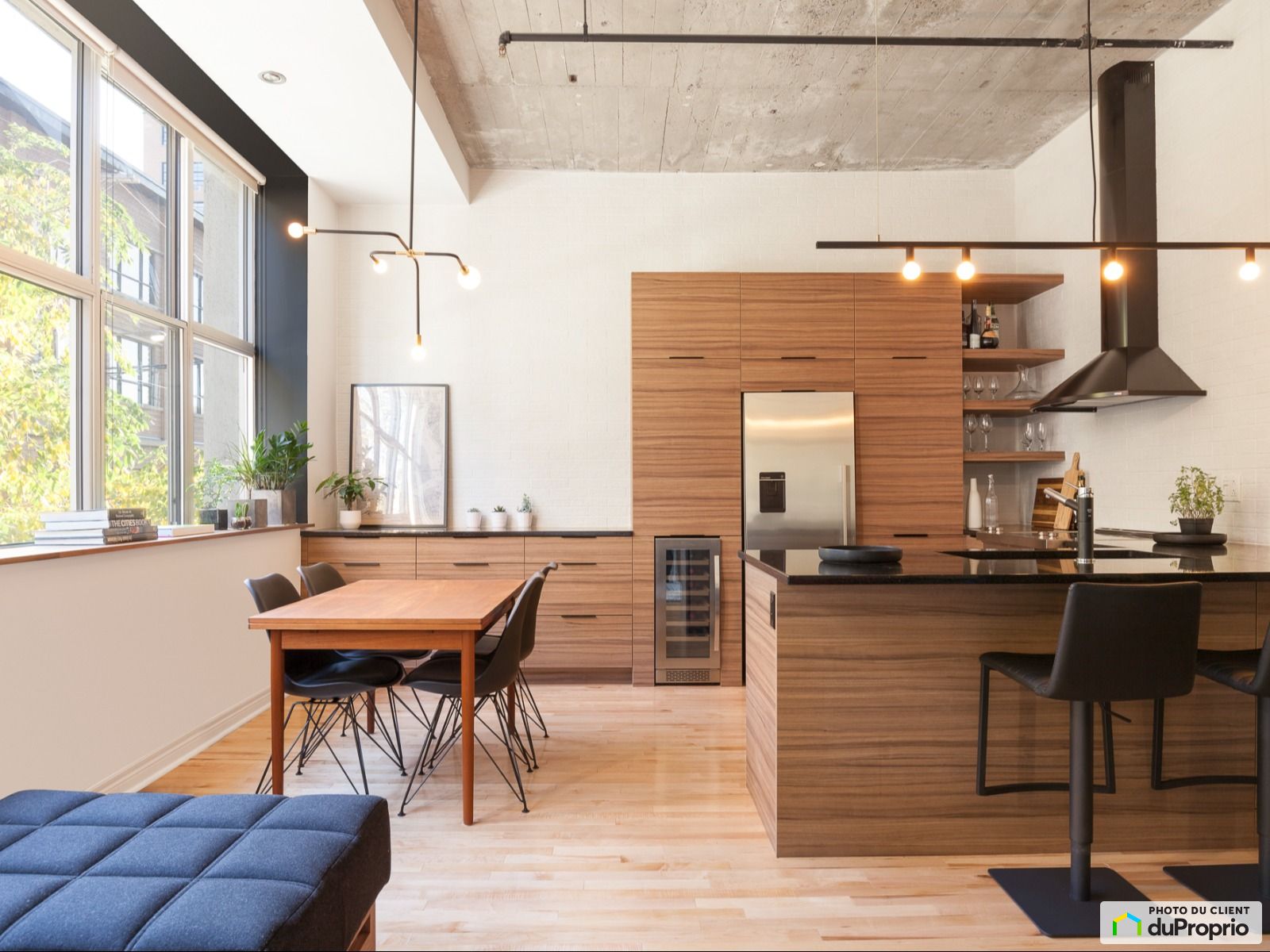 101 4530 Clark — photo 1
