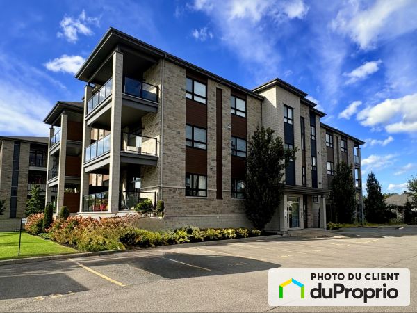 203-912, boulevard du Curé-Labelle, Blainville à vendre