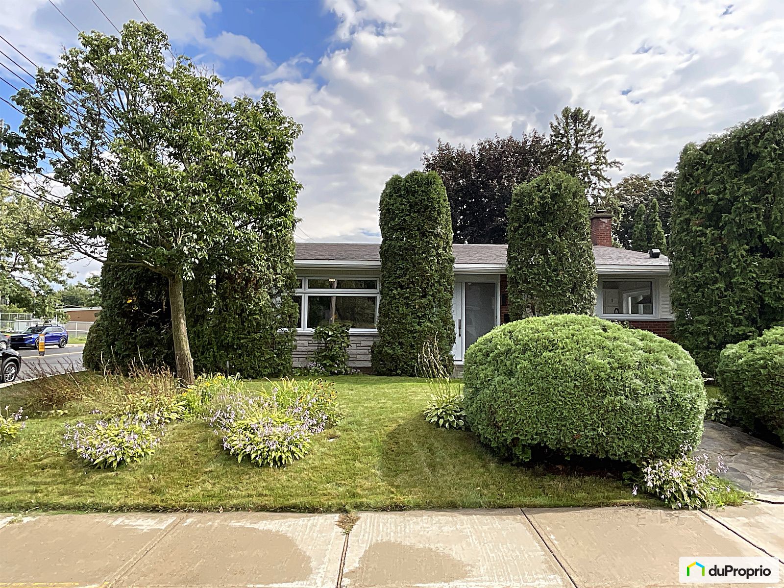 805 Avenue Vachon — photo 1