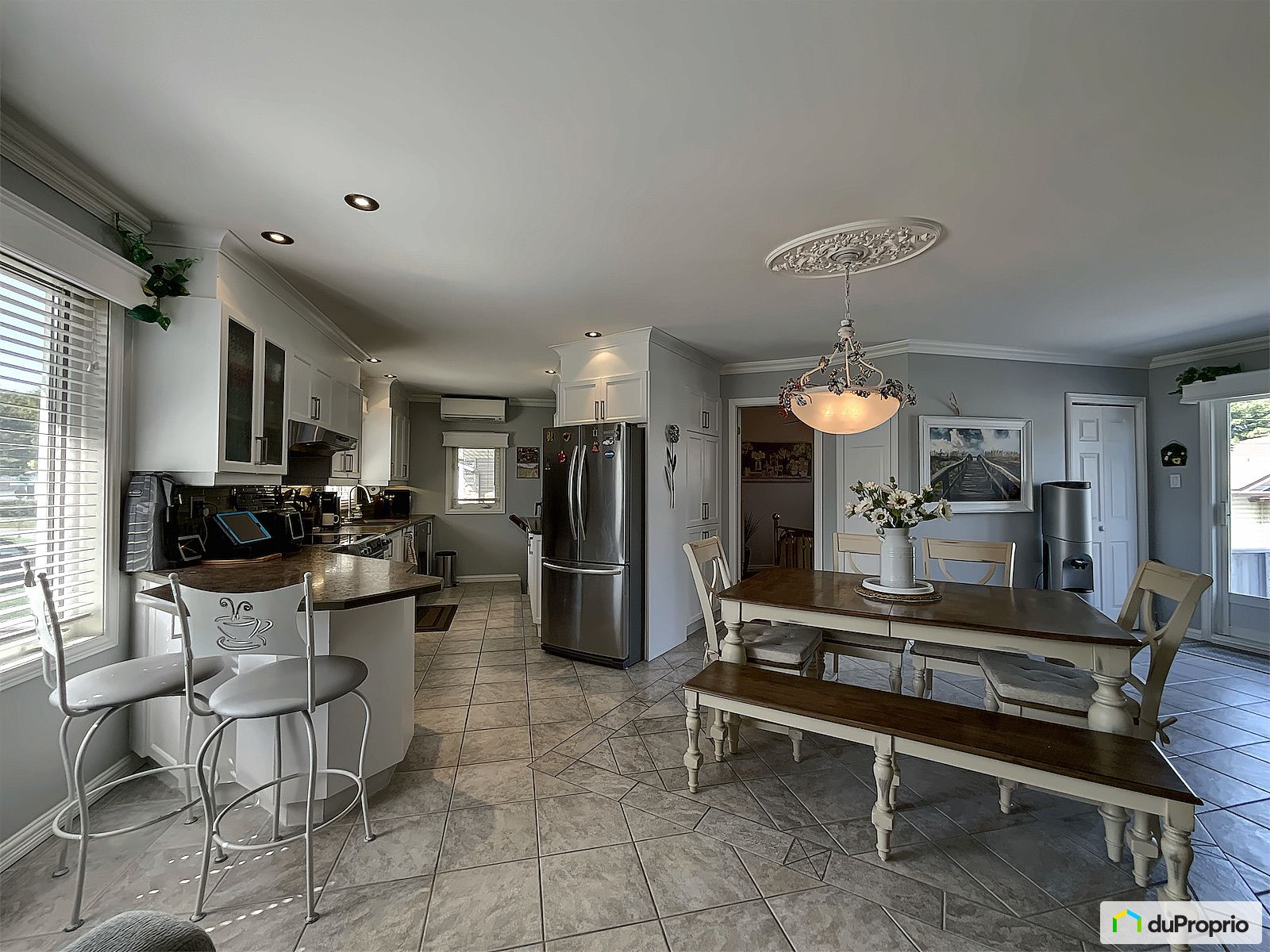 115 Rue Des Chenes — photo 3