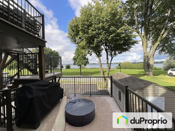 Terrasse - 148, rue Sainte-Anne, Varennes à vendre