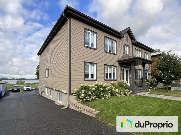 148 rue Sainte-Anne, Varennes for sale
