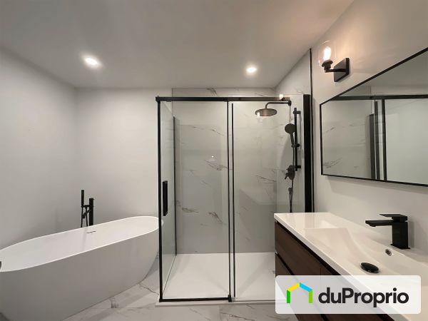 3112 chemin de la cote de liesse, Mont-Royal for sale