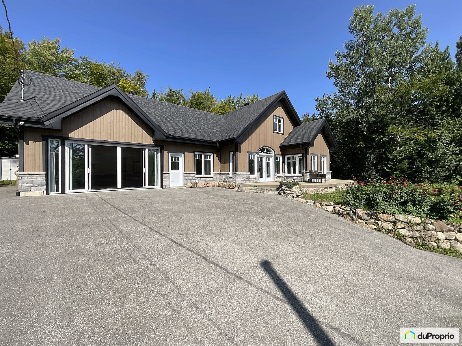 646 Chemin Du Lac Bell — photo 1