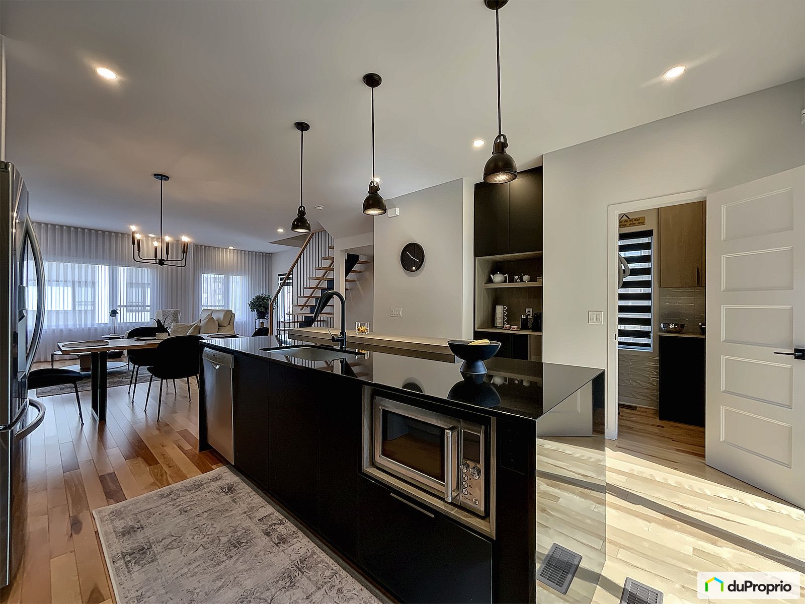 114 Rue Carmelle Boutin — photo 2