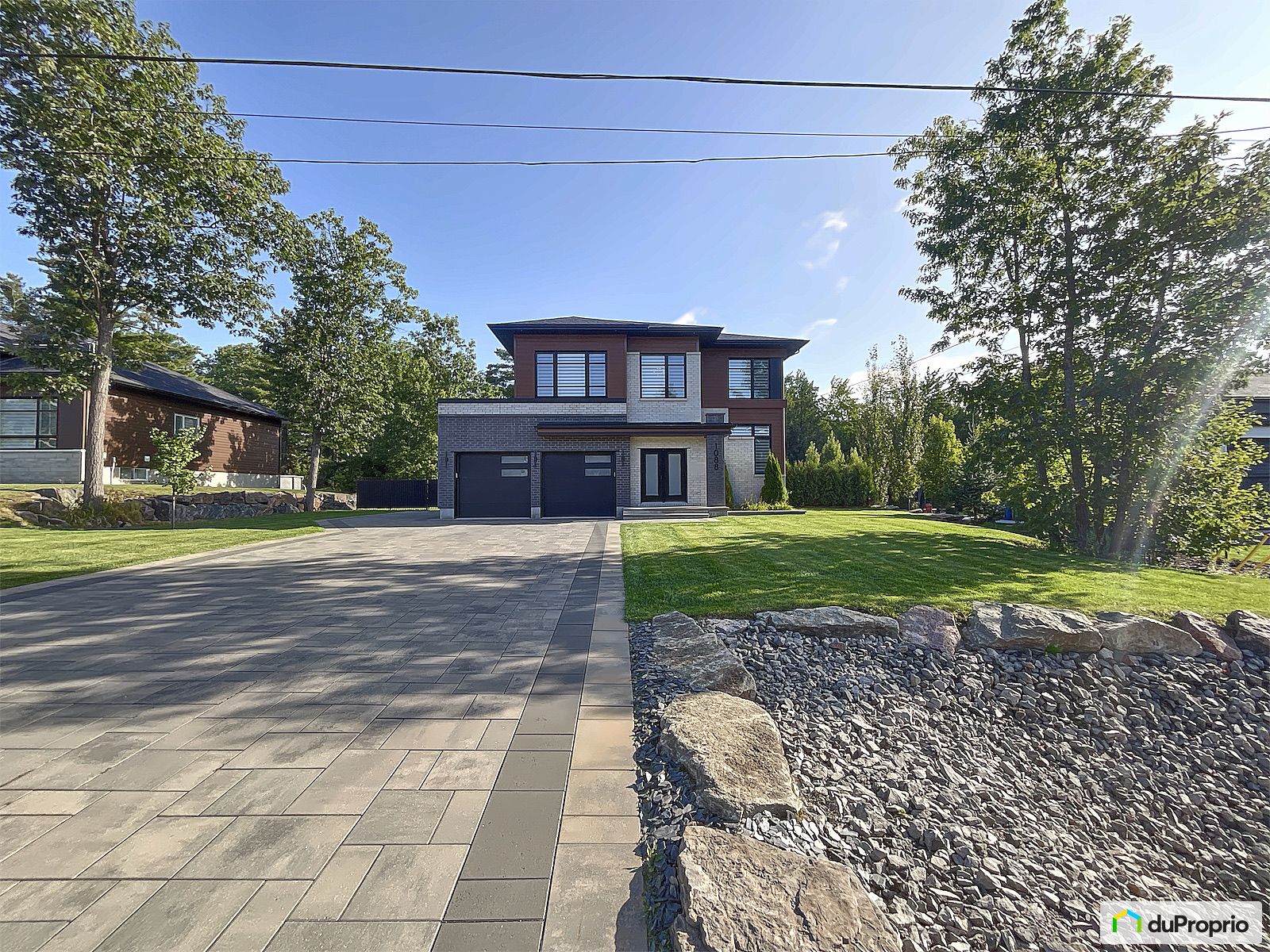 1088 Rue De La Bernache — photo 1