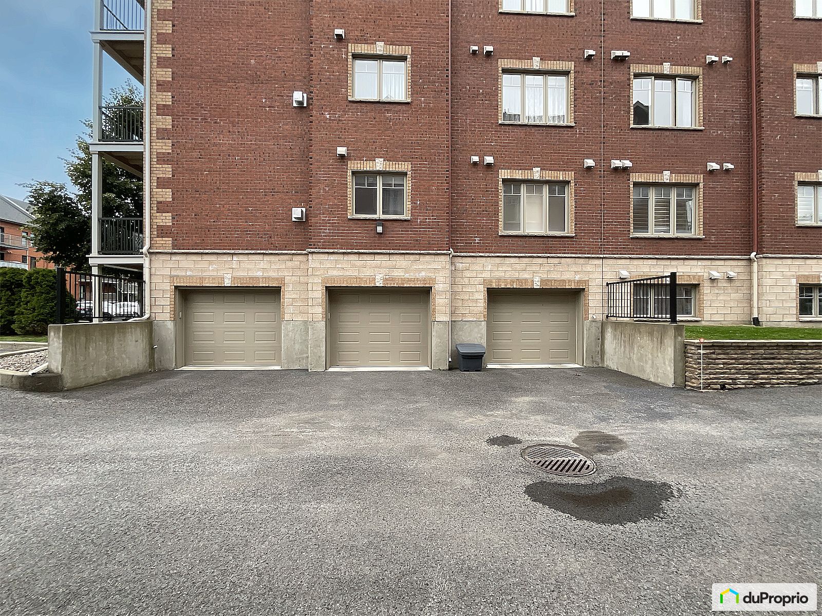 202 2093 Rue Racine — photo 2