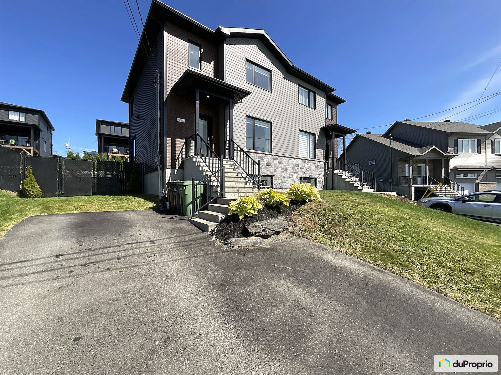 956 Rue Begon — photo 1