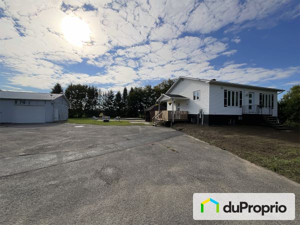 351, rang Sainte-Mélanie, St-Patrice-De-Sherrington à vendre