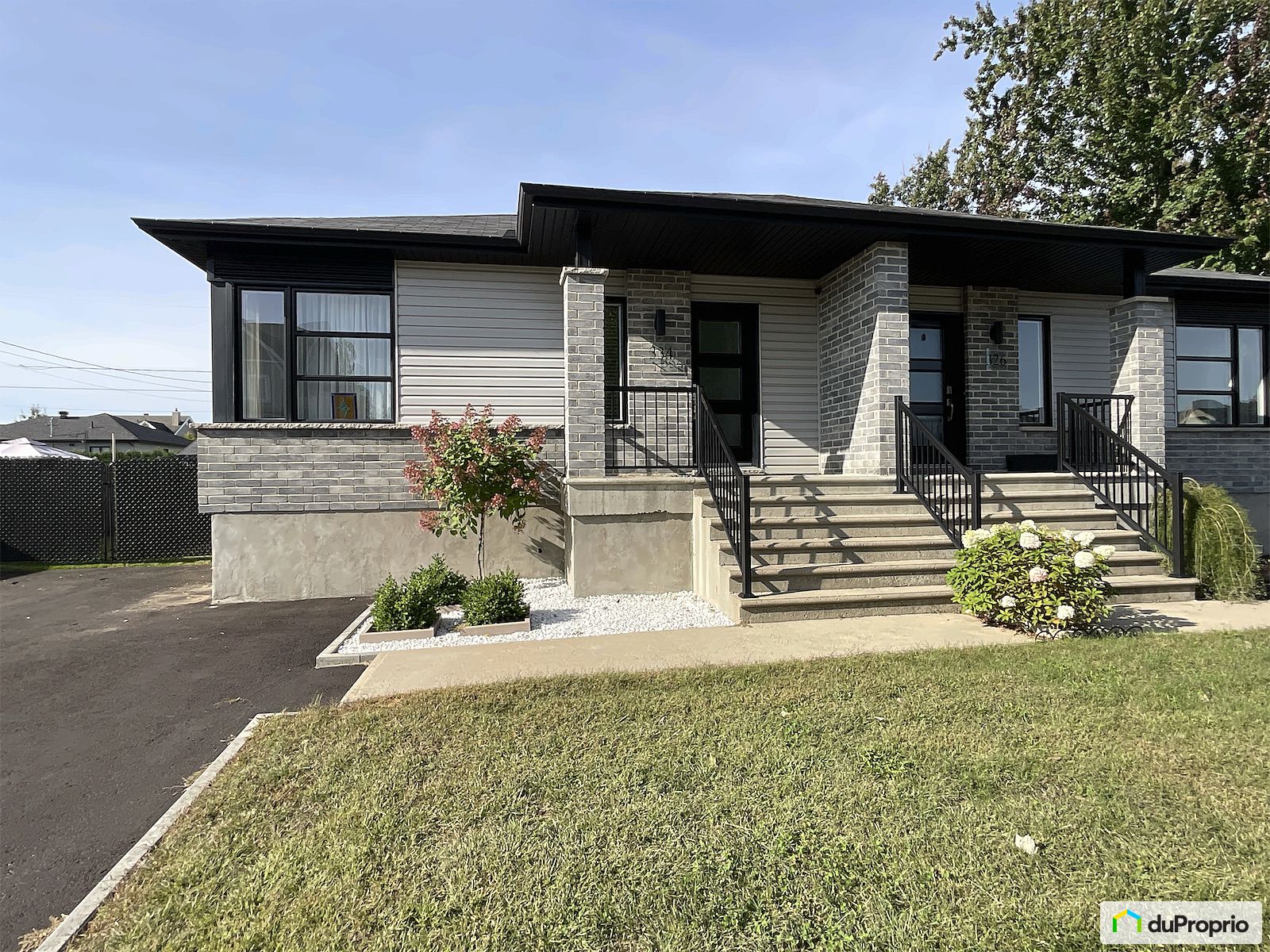334 Rue De La Source — photo 3