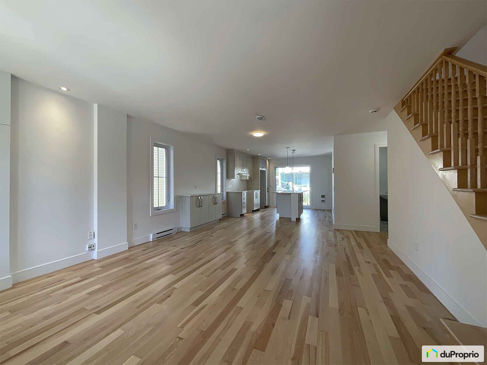 571 573 Rue Honore Beaugrand — photo 2