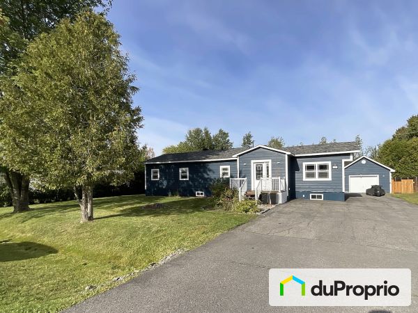 108 rue David, St-Jean-sur-Richelieu (L'Acadie) for sale