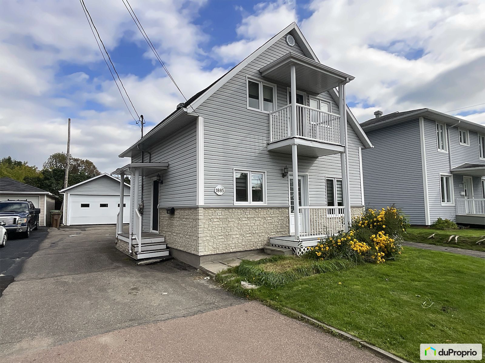 1885 Rue Fortier — photo 3