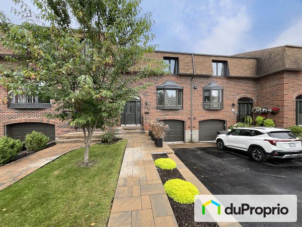572 terrasse Magnan, Ste-Therese for sale