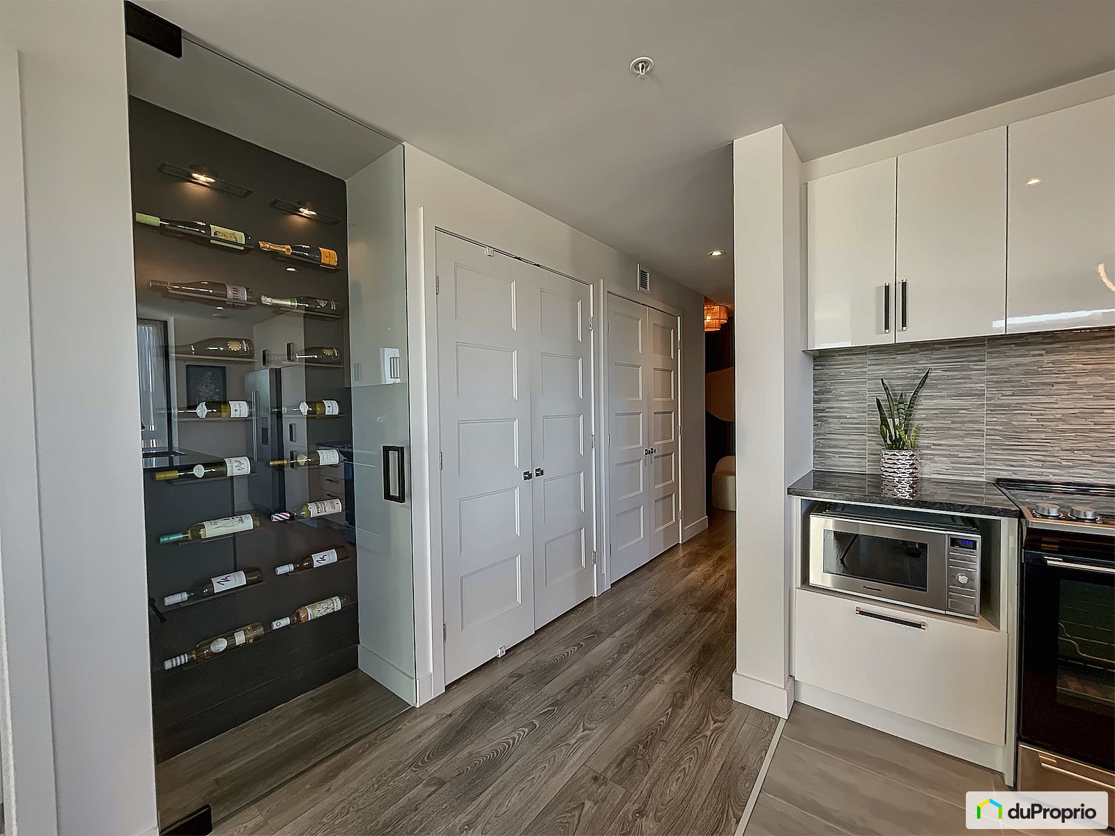 215 6201 Rue Dangora — photo 2