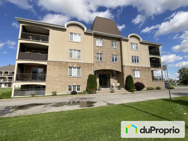 304-205, rue Bohémier, Mascouche à vendre