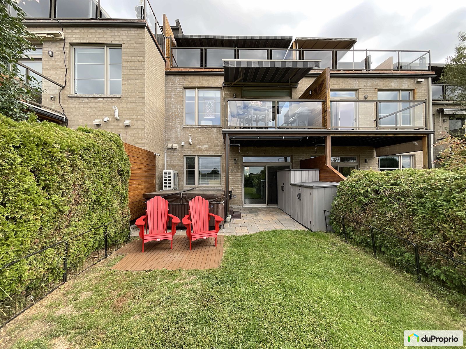 327 Rue Des Pionnieres De Beau — photo 2