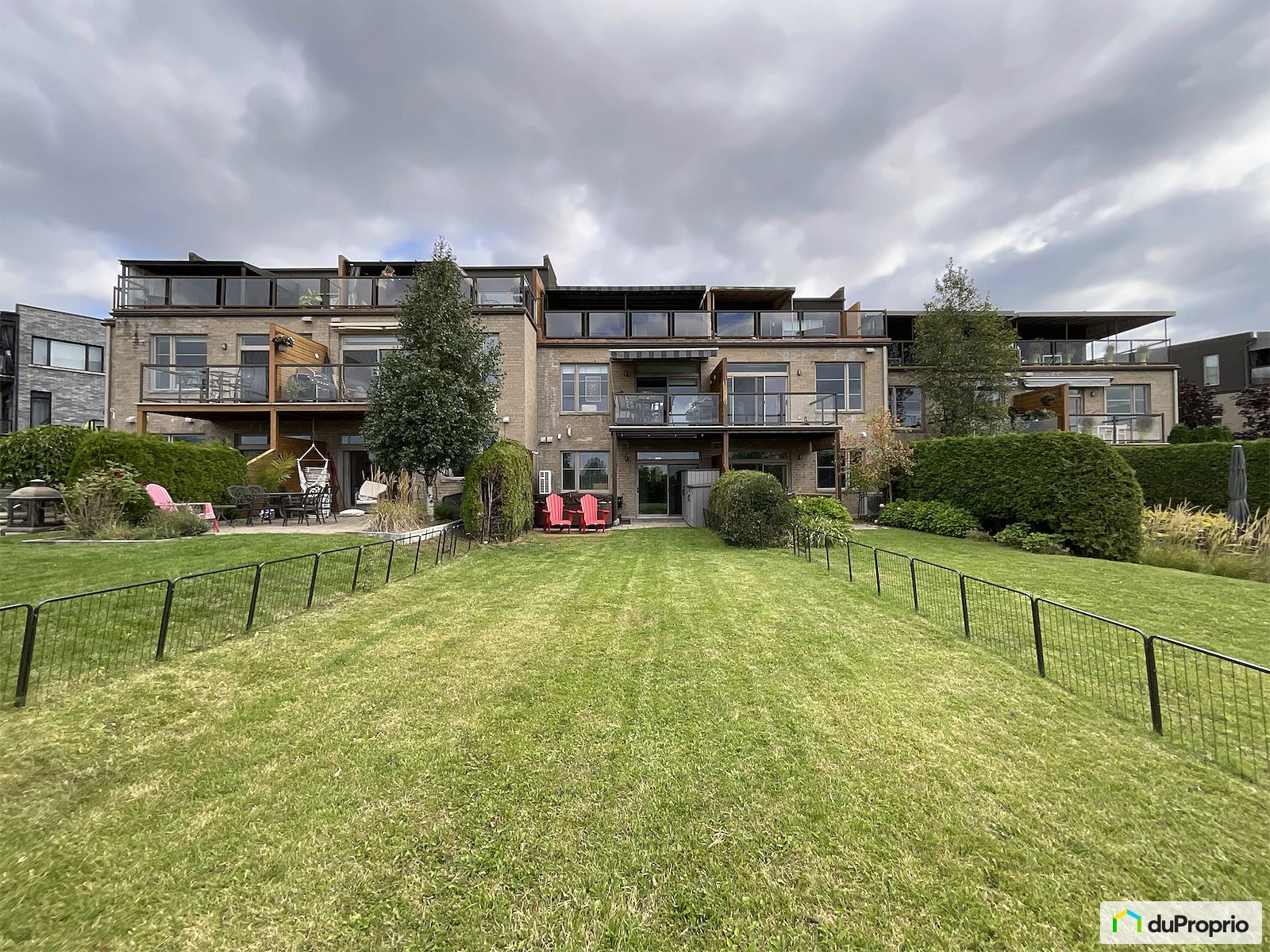 327 Rue Des Pionnieres De Beau — photo 3