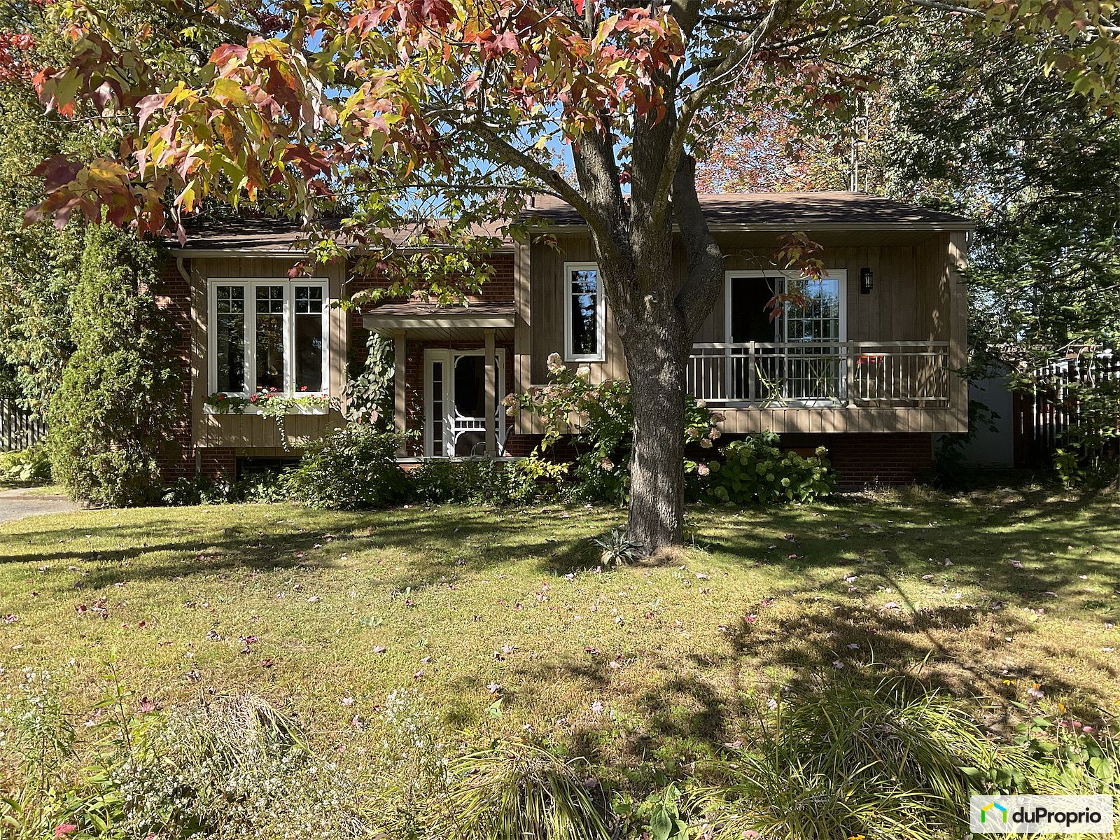 25 Boulevard De Bourbonne — photo 1