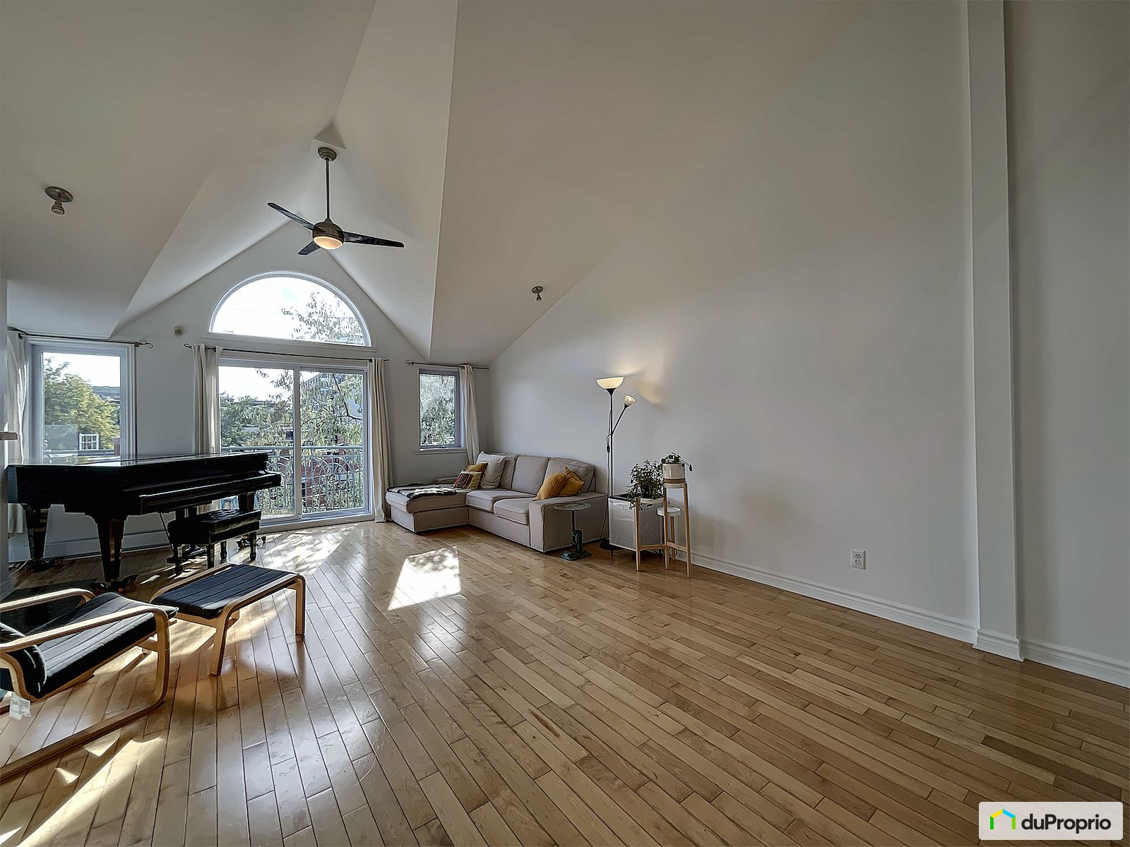 401 5295 Rue Drolet — photo 3