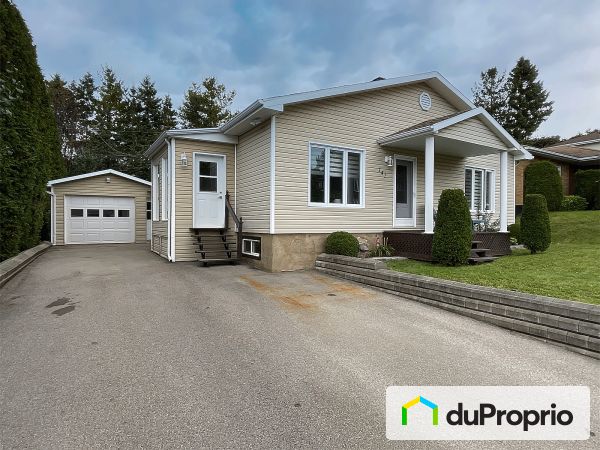 141 rue Thomas-Duperré, Chicoutimi (Chicoutimi) for sale