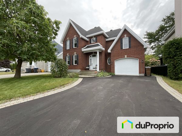 3066 rue Valérie, Ste-Marthe-Sur-Le-Lac for sale
