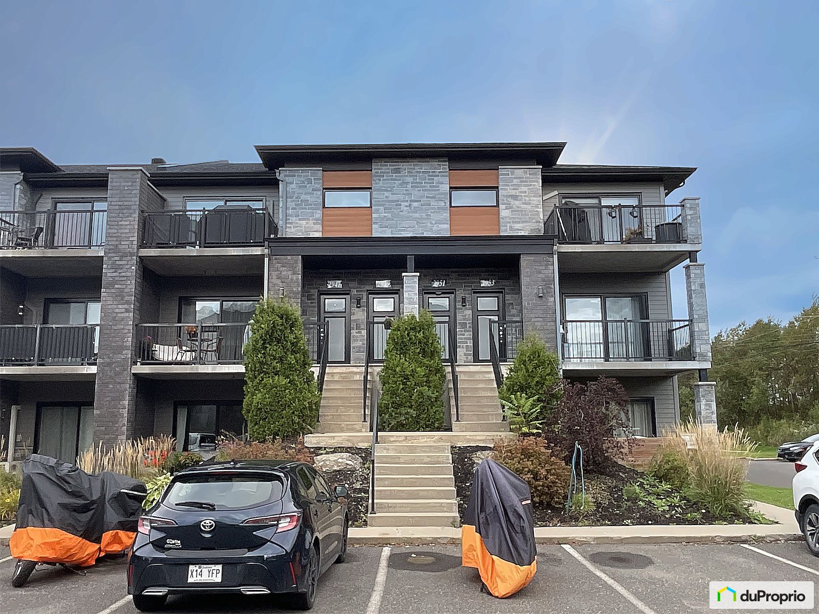 2953 Rue De Coutances — photo 1