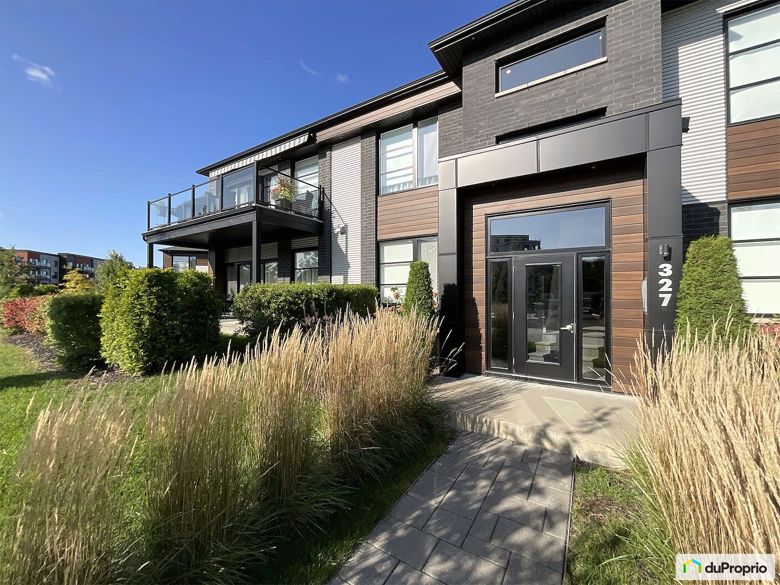 1 327 Rue De Laigle — photo 3