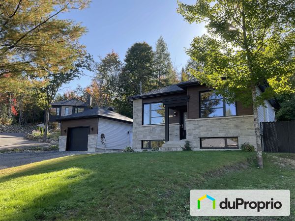 55, rue de l'Envolée-Des-Mésanges, St-Calixte à vendre