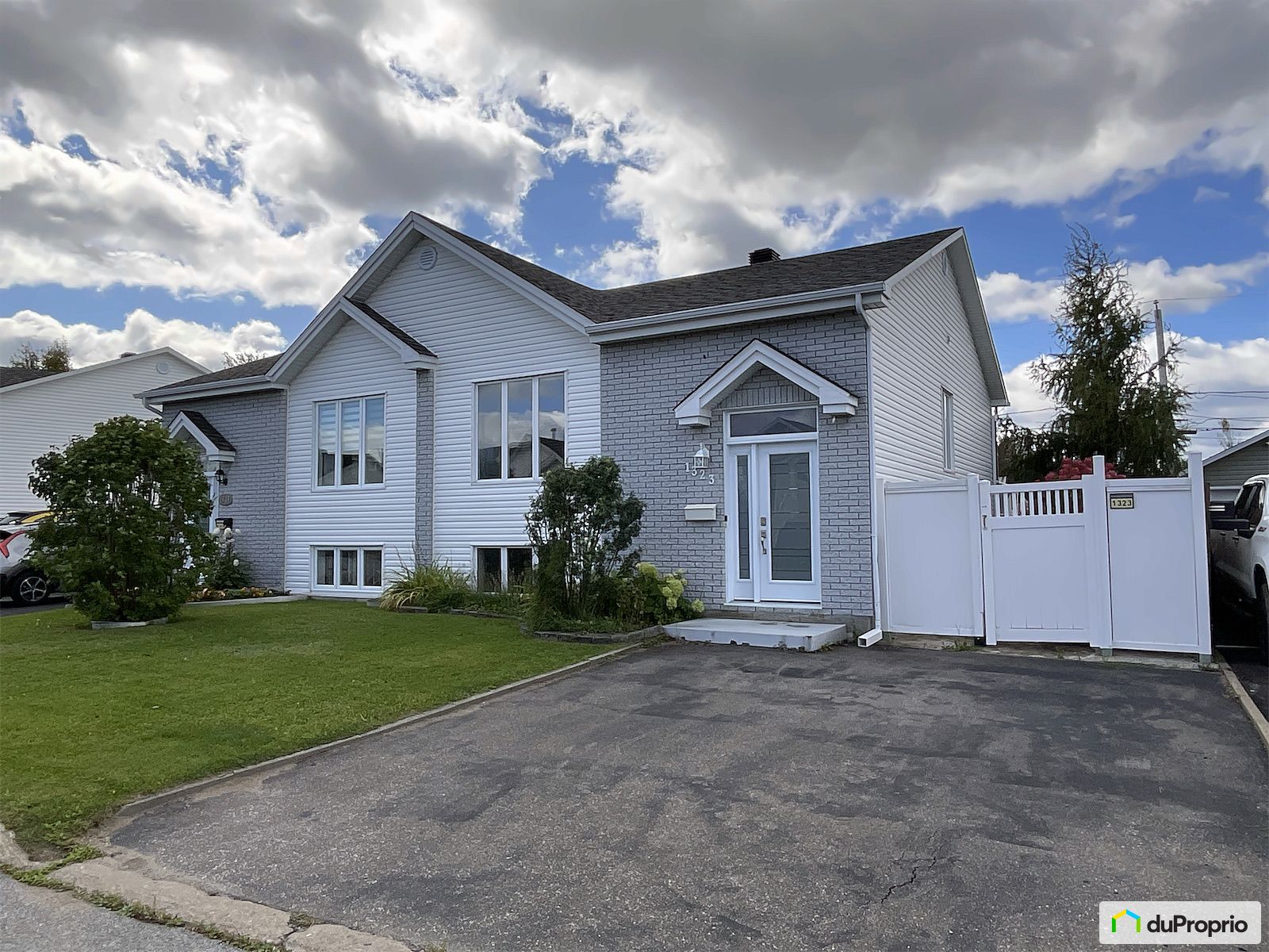 1323 Rue Anne Gagnier — photo 3