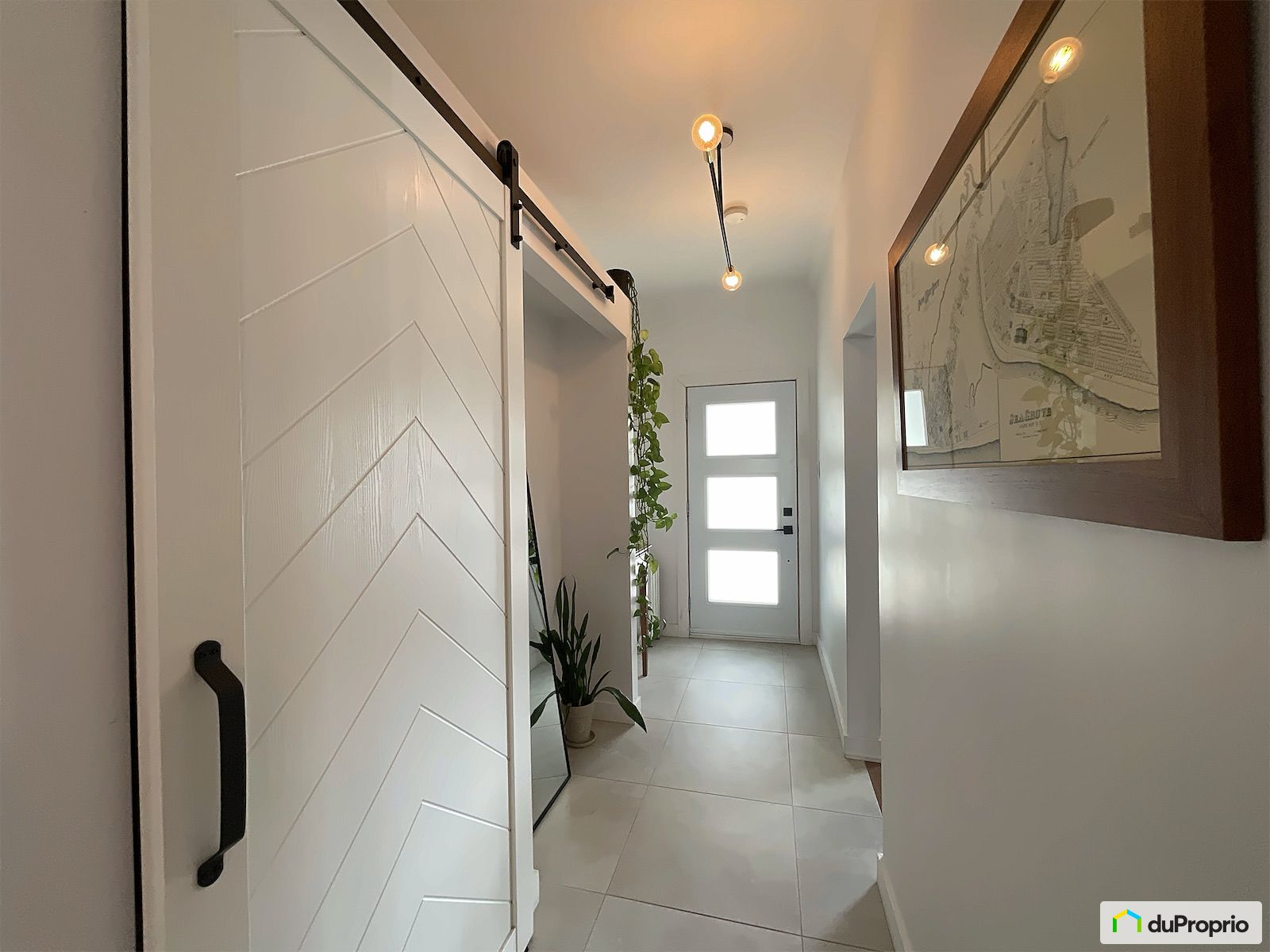 527 17E Avenue — photo 3