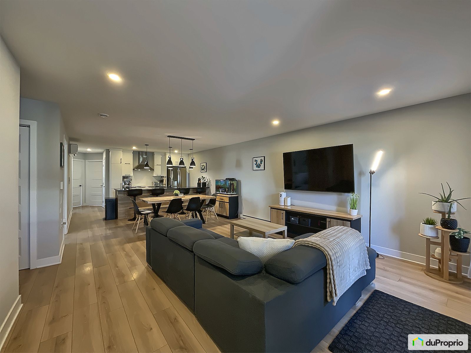 3 900 Du Gisement — photo 1